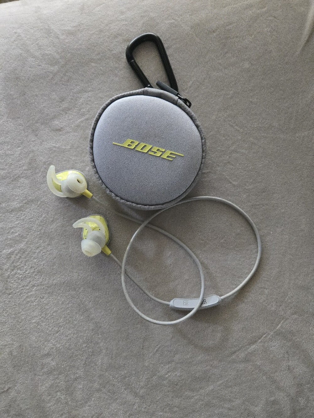 Bose Gray and Yellow In-Ear Headphones with Carry Case